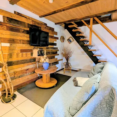 Meuble Au Calme, Proche Cascades, Randos, Chevaux, Parking Et Terrasse Privee, Wifi Gratuit - Fr-1-589-365 Διαμέρισμα