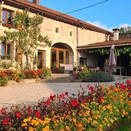 Meuble Au Calme, Proche Cascades, Randos, Chevaux, Parking Et Terrasse Privee, Wifi Gratuit - Fr-1-589-365 *