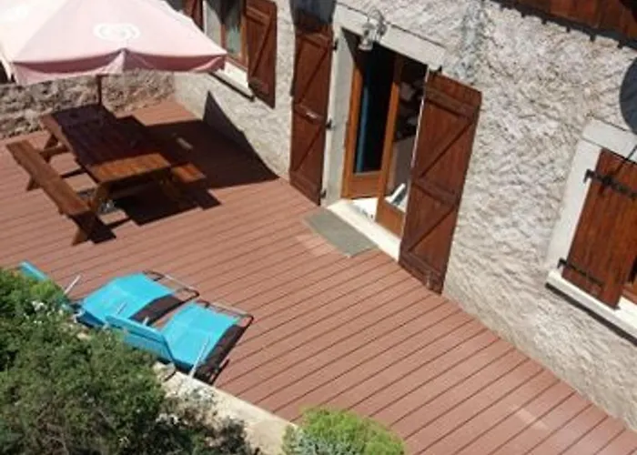 公寓 Meuble Au Calme, Proche Cascades, Randos, Chevaux, Parking Et Terrasse Privee, Wifi Gratuit - Fr-1-589-365 勒索里